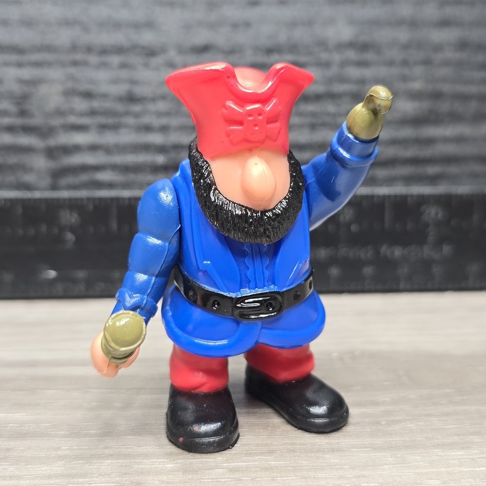 Redbox Pirate Ship Captain Loose 2.75 Action Figure‎ 1997 Vintage Toy